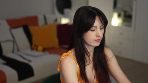 Lili online show from 11-10-25, 11:31