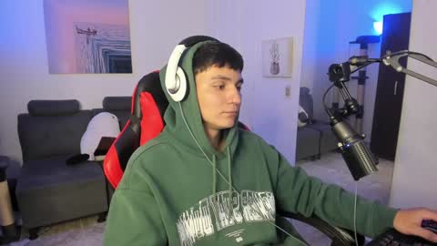 B L A K E online show from 01-01-25, 06:05