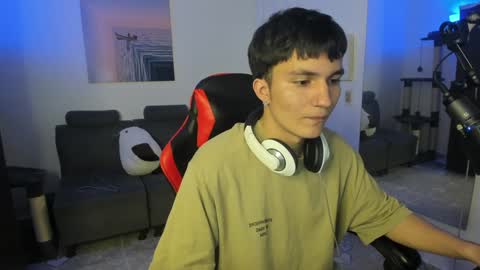 B L A K E online show from 01-08-25, 02:14