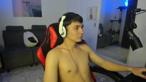 B L A K E online show from 01-08-25, 06:31