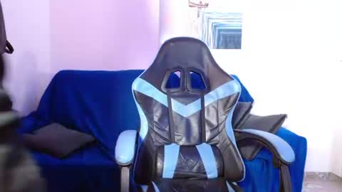 B L A K E online show from 06-15-26, 03:25