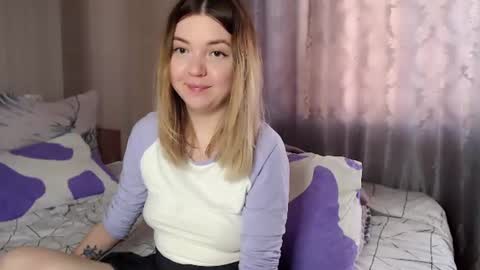 Elizabeth online show from 07-03-26, 12:11