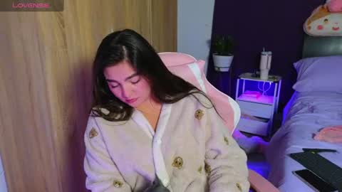 Snapshot of _bonnie_1 chatting on 07-25-26, 12:53 Bonnie online show from 07-25-26, 12:53