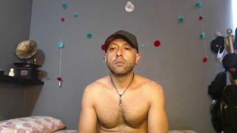 _bonnie__and_clyde online show from 06-05-26, 08:14