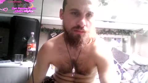 Boy online show from 02-12-26, 12:00