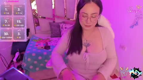 Snapshot of _briigite chatting on 06-17-26, 07:48 Angie Independent model online show from 06-17-26, 07:48