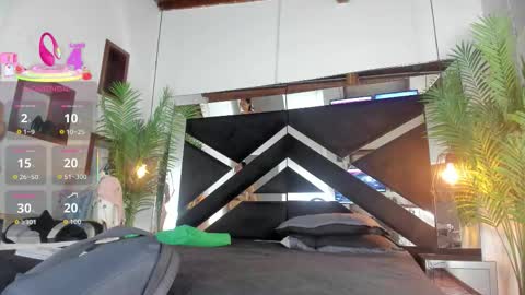 Candy online show from 01-10-26, 01:13