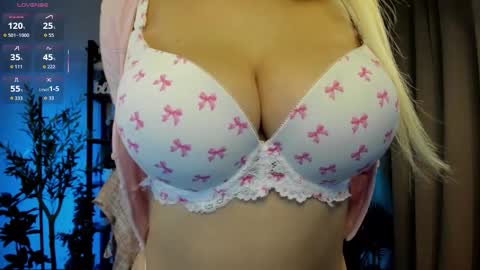 Alisa online show from 10-04-25, 03:21