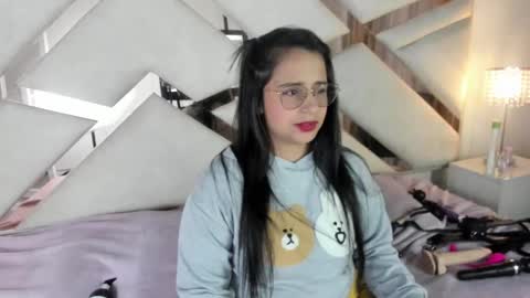 Caroline Sweet online show from 01-25-25, 06:55