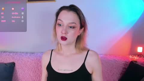 Christina Chris online show from 11-07-25, 06:57