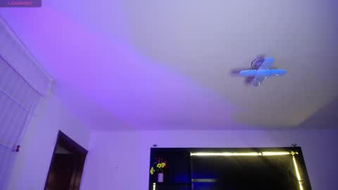 _charlotte_collins_ online show from 12-17-25, 02:34