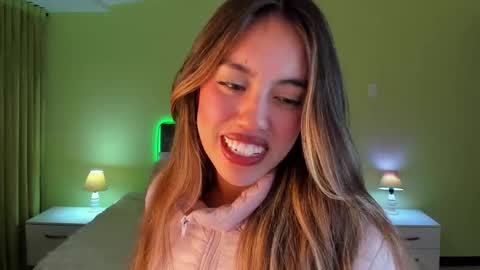 Charlote online show from 02-17-26, 12:51