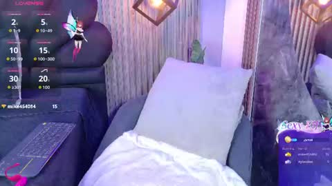 _charlotte_queen_ online show from 07-28-26, 03:43