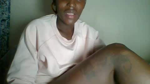 Snapshot of _clara01 chatting on 01-20-25, 04:21 clara online show from 01-20-25, 04:21