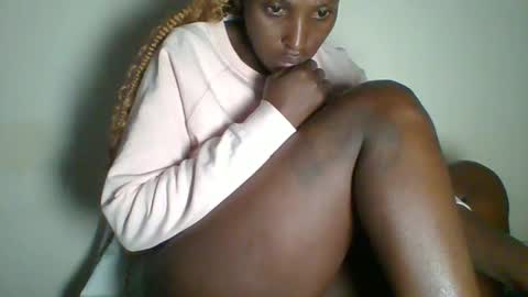 Snapshot of _clara01 chatting on 02-08-25, 08:31 clara online show from 02-08-25, 08:31