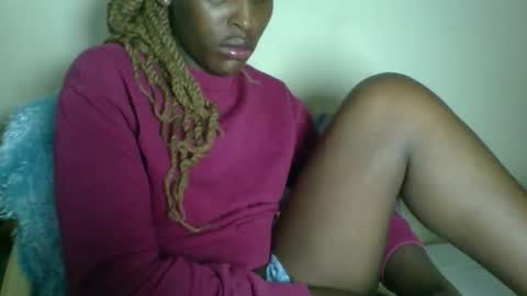 clara online show from 12-05-25, 08:16