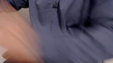 Snapshot of _cloud_king chatting on 03-05-26, 01:56 _cloud_king online show from 03-05-26, 01:56