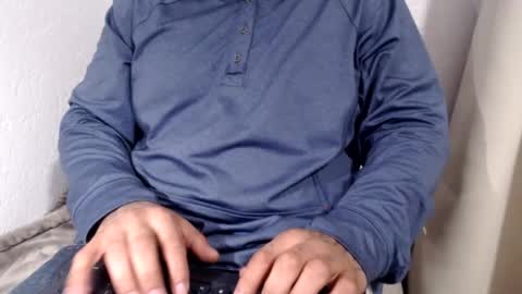 Snapshot of _cloud_king chatting on 03-05-26, 02:13 _cloud_king online show from 03-05-26, 02:13