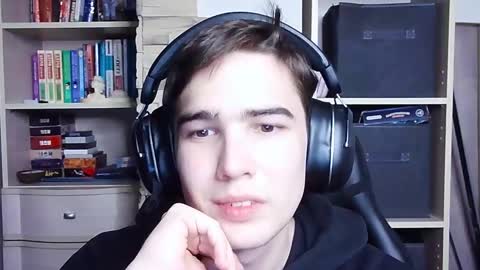 Snapshot of _crise_next_door_ chatting on 10-02-25, 03:52 _crise_next_door_ online show from 10-02-25, 03:52