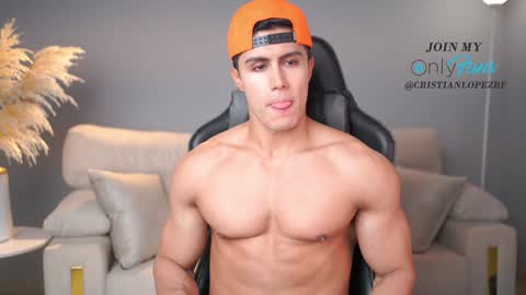 Snapshot of _cristianlopez chatting on 12-26-24, 08:32 50 OFF TODAY  onlyfans cristianlopezbf online show from 12-26-24, 08:32