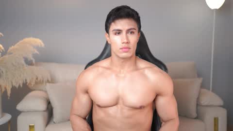 Snapshot of _cristianlopez chatting on 10-10-25, 09:14 50 OFF TODAY  onlyfans cristianlopezbf online show from 10-10-25, 09:14