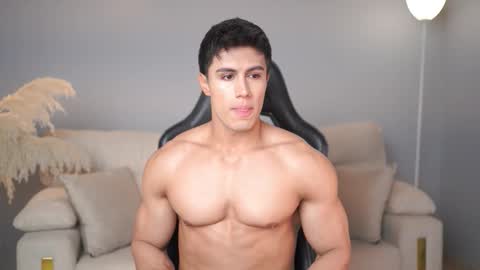Snapshot of _cristianlopez chatting on 10-23-25, 07:01 50 OFF TODAY  onlyfans cristianlopezbf online show from 10-23-25, 07:01