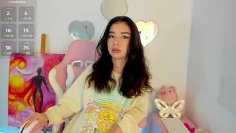 Snapshot of _cute_isabella_ chatting on 02-06-25, 01:49 _cute_isabella_ online show from 02-06-25, 01:49