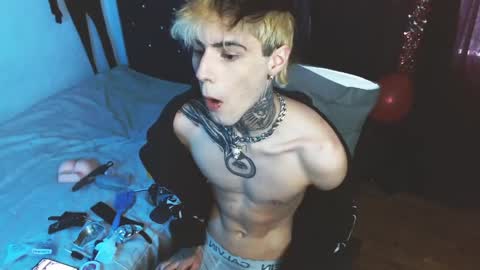 Nate Evans 50 OF online show from 02-21-26, 07:48