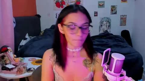 Snapshot of _dayanne_ chatting on 12-05-24, 01:58 Pao online show from 12-05-24, 01:58