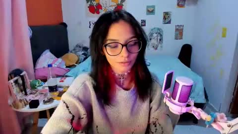 Snapshot of _dayanne_ chatting on 01-05-25, 02:49 Pao online show from 01-05-25, 02:49