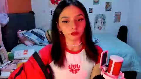 Snapshot of _dayanne_ chatting on 01-09-25, 02:01 Pao online show from 01-09-25, 02:01