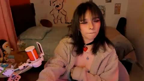 Snapshot of _dayanne_ chatting on 10-13-25, 04:01 Pao online show from 10-13-25, 04:01