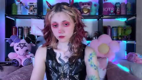 Kate online show from 06-10-26, 07:13