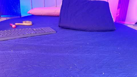 Dione online show from 03-30-26, 07:15