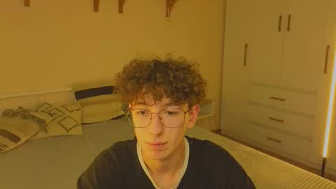 _dream_boys_ online show from 10-26-25, 06:36