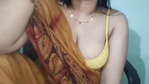 _dreamgirl_0 online show from 03-08-26, 02:04