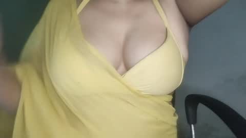 _dreamgirl_0 online show from 06-06-26, 10:09