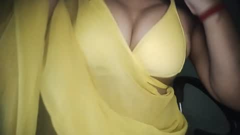 Snapshot of _dreamgirl_0 chatting on 06-18-26, 10:09 _dreamgirl_0 online show from 06-18-26, 10:09