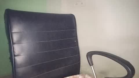 Snapshot of _dreamgirl_0 chatting on 06-24-26, 10:42 _dreamgirl_0 online show from 06-24-26, 10:42