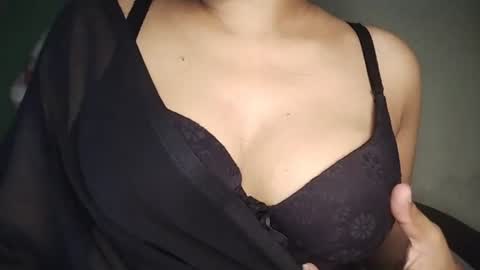 Snapshot of _dreamgirl_0 chatting on 06-27-26, 10:20 _dreamgirl_0 online show from 06-27-26, 10:20