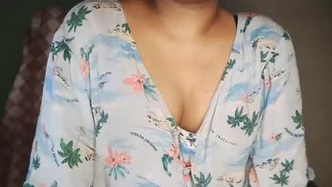 Snapshot of _dreamgirl_0 chatting on 06-28-26, 02:17 _dreamgirl_0 online show from 06-28-26, 02:17