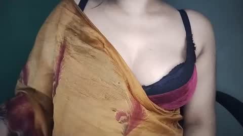 Snapshot of _dreamgirl_0 chatting on 06-28-26, 03:51 _dreamgirl_0 online show from 06-28-26, 03:51