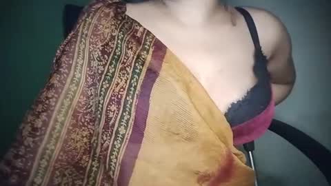 Snapshot of _dreamgirl_0 chatting on 07-20-26, 02:48 _dreamgirl_0 online show from 07-20-26, 02:48