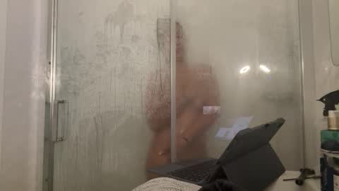 Snapshot of _elena_barra chatting on 10-27-25, 02:43 elena barra online show from 10-27-25, 02:43