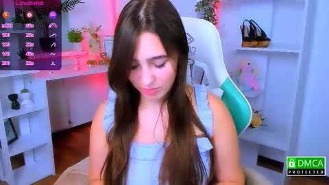 Lizzy  online show from 11-15-25, 11:21