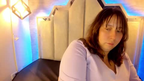 Emily  online show from 10-09-25, 11:08