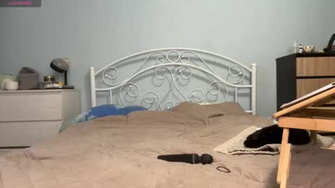 Sam  online show from 09-14-25, 09:52