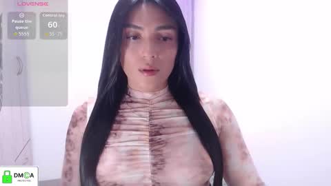  Erica Vanderhill  online show from 10-26-25, 10:15