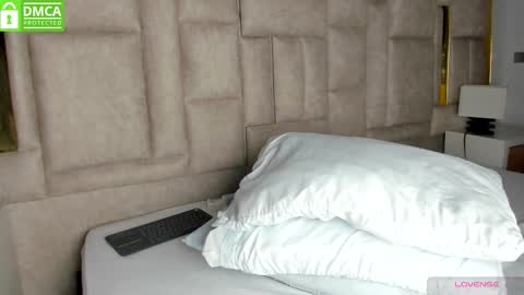 _eris_rose online show from 10-18-25, 07:58