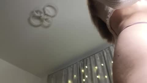 Snapshot of _eva_queen chatting on 01-12-26, 01:49 Eva online show from 01-12-26, 01:49